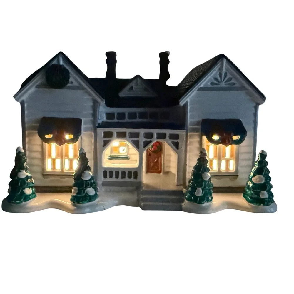 Vintage Dept. 56 Grandma's Cottage Snow Village Cord Bulb Box Sleeve Included